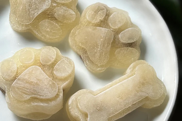 Pupsicles enrichment - paw print pupsicles made from real beef broth